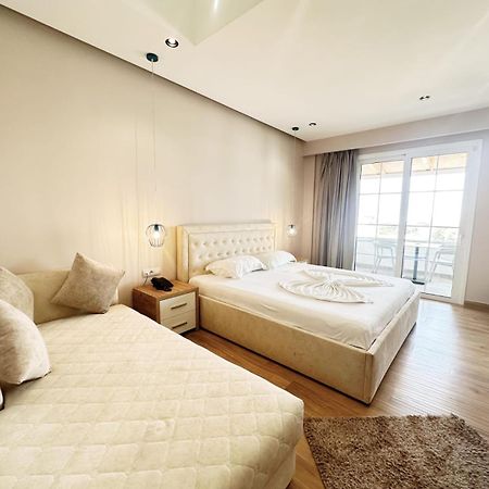 Hotel Ioni-An คซามิล ภายนอก รูปภาพ