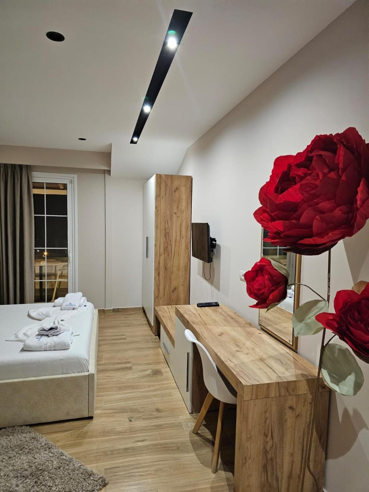 Hotel Ioni-An คซามิล ภายนอก รูปภาพ