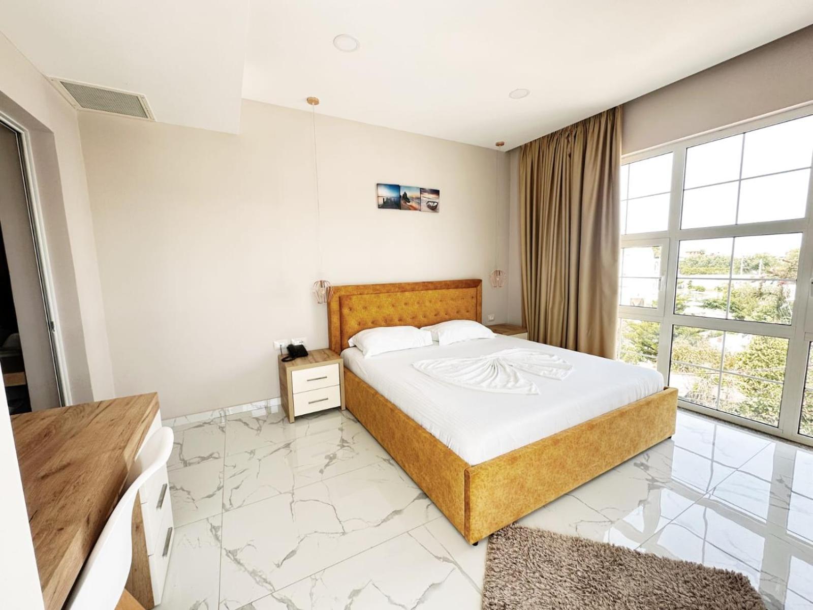 Hotel Ioni-An คซามิล ภายนอก รูปภาพ