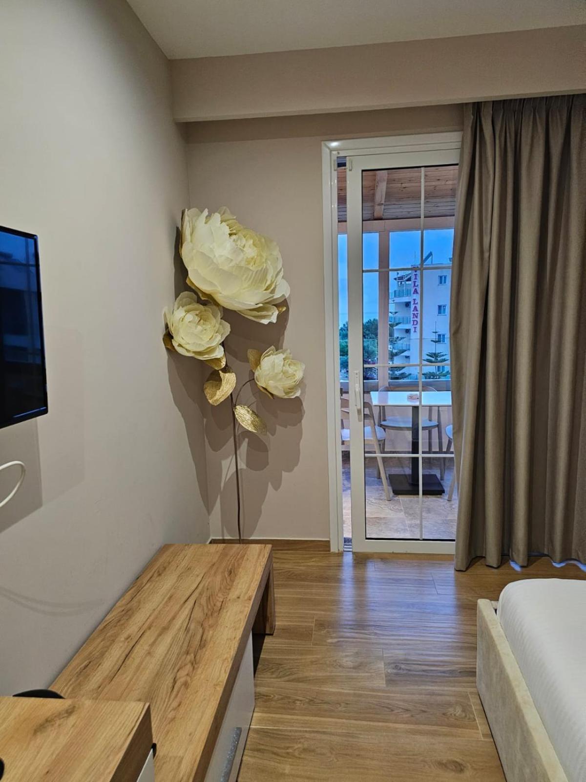 Hotel Ioni-An คซามิล ภายนอก รูปภาพ