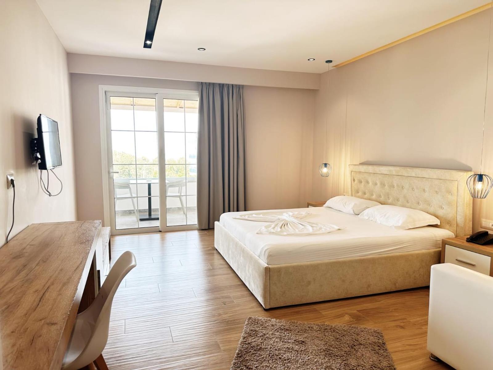 Hotel Ioni-An คซามิล ภายนอก รูปภาพ