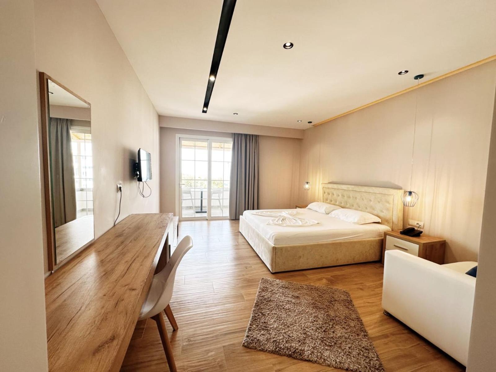 Hotel Ioni-An คซามิล ภายนอก รูปภาพ
