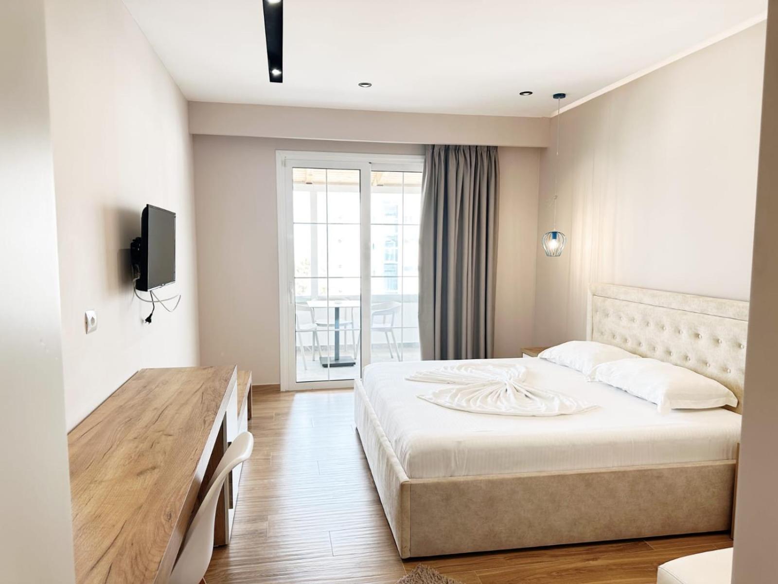 Hotel Ioni-An คซามิล ภายนอก รูปภาพ